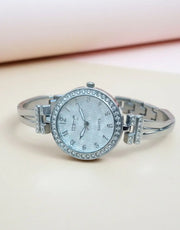 Elegant Fashion Bracelet Watch for Girls in Gold & Silver Colors